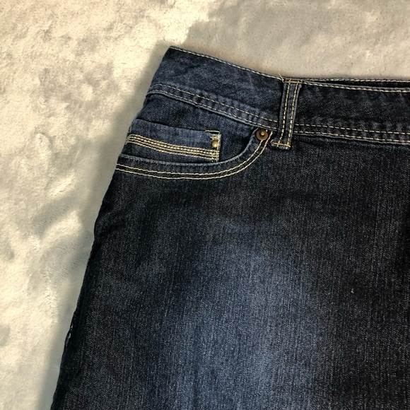 Baccini Women's Plus Size Knee High Denim Skirt Size 22W - Picture 2 of 10